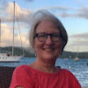 Meet your Posher, Elise